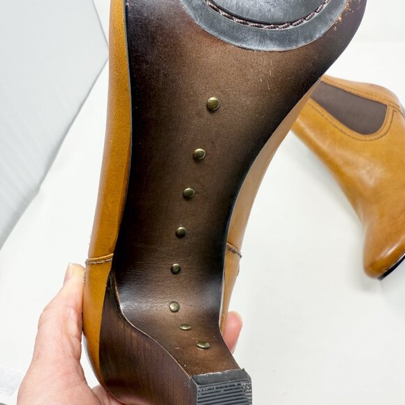 Frye Cognac Brown Leather Scarlett Chelsea High Heel Bootie Women's Sz 9 Pull On - Picture 8 of 10